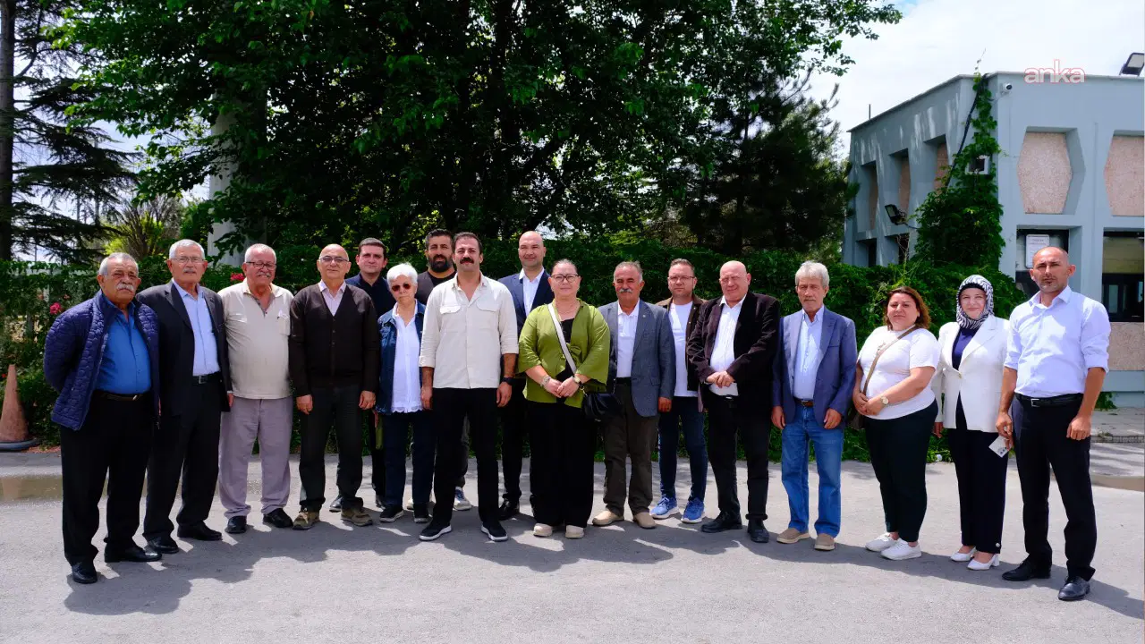 Eski CHP Eskişehir İl Başkanı Yalaz: ‘CHP Eskişehir İl Başkanlığı istifa dilekçelerimizi kabul etmedi’ Haber gorseli