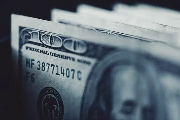 Danske Bank’tan Euro, dolar ve sterlin tahmini: Beklentiler yukarı yönlü güncelledi Img