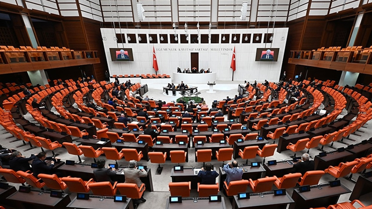 Özgür Özel hakkında dokunulmazlık tezkeresi TBMM’ye sunuldu Img